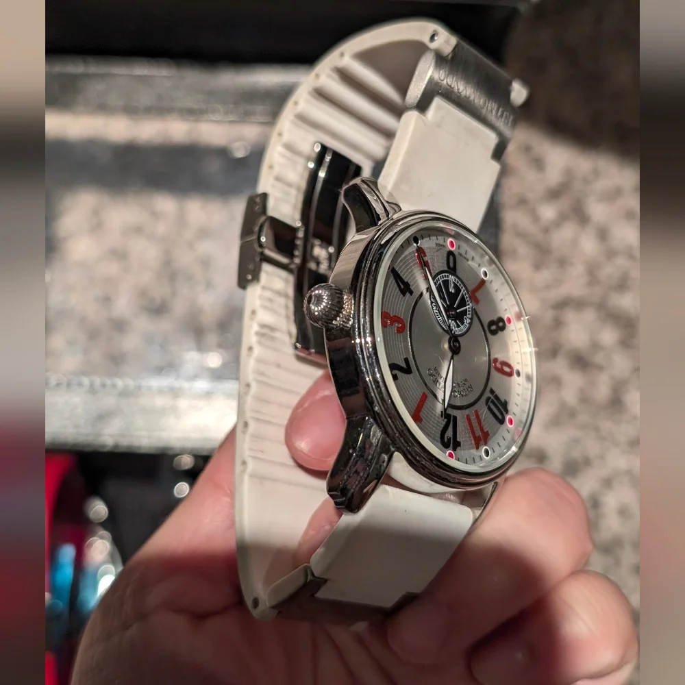 Lot of 3 Ritmo Mundo Divina Swiss Made Silver Tone WR 5ATM Unisex Wrist Watches